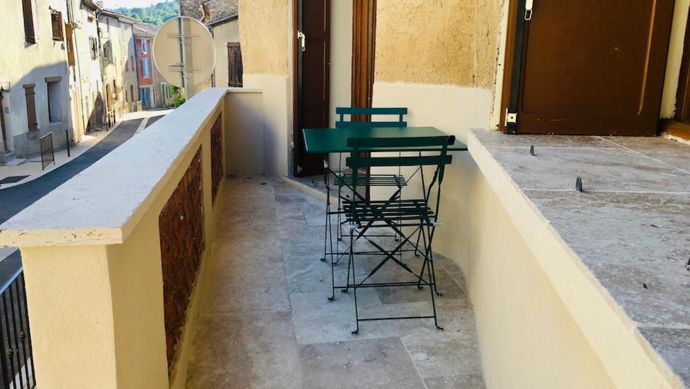 Le Colostre T2 Saint-Martin-de-Brômes Dış mekan fotoğraf